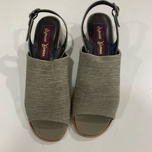 Denise James sling back (Size 6) Used